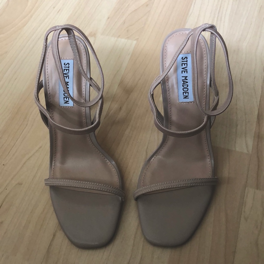 Steve Madden Heels size 7.5